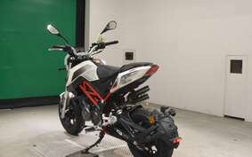 BENELLI TNT125