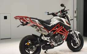 BENELLI TNT125