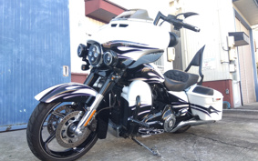 HARLEY FLHXSE CVO 2015 PXN