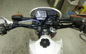 YAMAHA SEROW 225