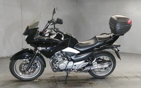 SUZUKI GSR250S GJ55D