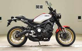 YAMAHA XSR900 RN56J