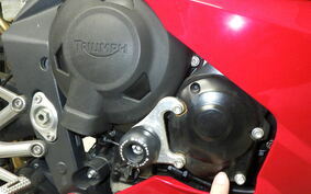 TRIUMPH DAYTONA 675 2012 MD1066