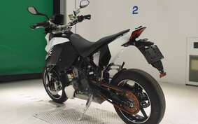 KTM 690 DUKE 2011