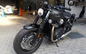 TRIUMPH BONNEVILLE BOBBER 2024 DAD84H