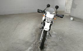 YAMAHA XTZ125E 不明