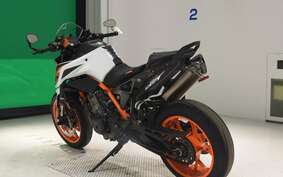 KTM 890 DUKE R 2021