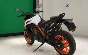 KTM 890 DUKE R 2021