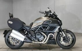 DUCATI DIAVEL STRADA 2013 G102JB