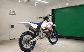 YAMAHA YZ125