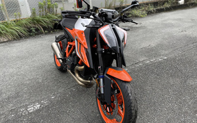 KTM 1290 SUPER DUKE R 2024 V3940