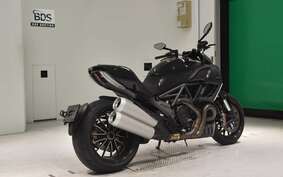 DUCATI DIAVEL 2013