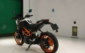 KTM 390 DUKE 2014