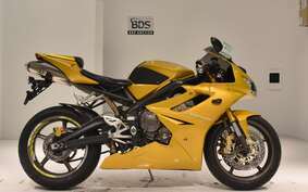 TRIUMPH DAYTONA 675 2006