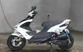 ADIVA R125 不明