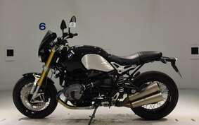 BMW R NINE T 2015