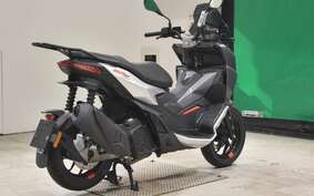 APRILIA SR GT200