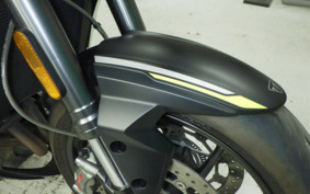 TRIUMPH STREET TRIPLE RS 2020