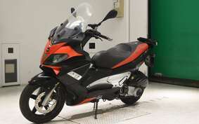 APRILIA SR MAX 300 2013