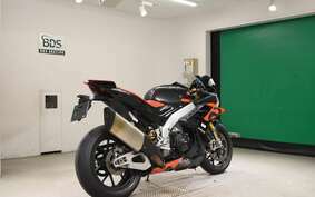 APRILIA RSV4 1100ファクト 2021