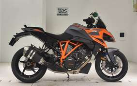 KTM 1290 SUPER DUKE GT 2024