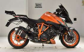 KTM 1290 SUPER DUKE GT 2022