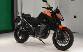 KTM 890 DUKE 2022 TU940