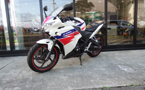 HONDA CBR250R MC41