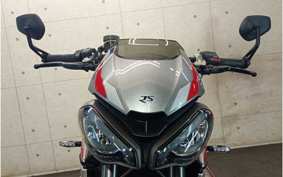 TRIUMPH STREET TRIPLE RS 2021 HDA554