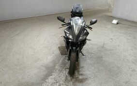 YAMAHA YZF-R125 RE06