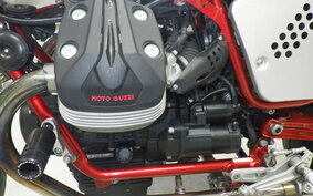 MOTO GUZZI V7 RACER 2014