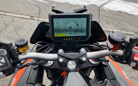 KTM 1290 SUPER DUKE GT 2023 V6940