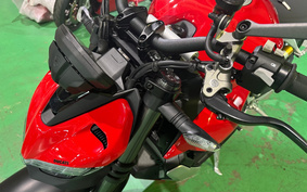 DUCATI STREETFIGHTER V2 2022 3F00A