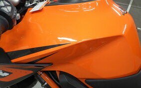 KTM 1290 SUPER DUKE R 2014 V3940