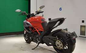 DUCATI DIAVEL 2012 G100A