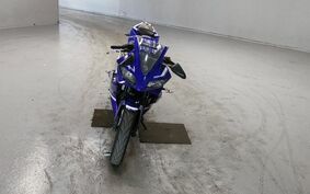 YAMAHA YZF-R125 RE06