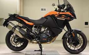 KTM 1050 ADVENTURE 2019 V4940