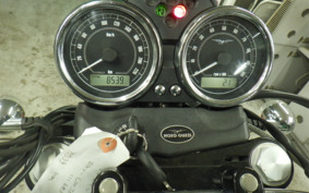 MOTO GUZZI V7 SPECIAL 2013