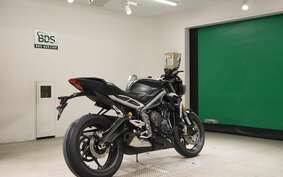 TRIUMPH STREET TRIPLE RS 2021