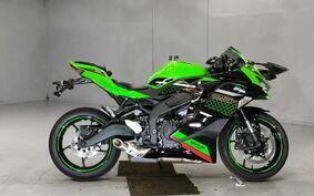 KAWASAKI ZX-25R ZX250E