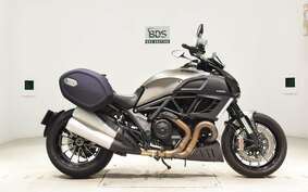 DUCATI DIAVEL STRADA 2014 G102J