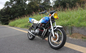 YAMAHA XJ550 2010 4V8