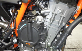 KTM 890 DUKE R 2023