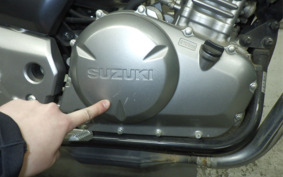 SUZUKI GSR250