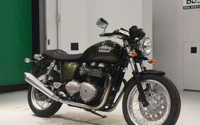 TRIUMPH THRUXTON 900 2013