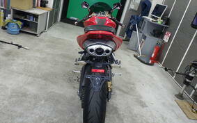 TRIUMPH DAYTONA 675 2010