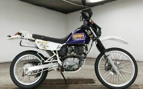 SUZUKI DJEBEL 200 (DR200SE) SH42A