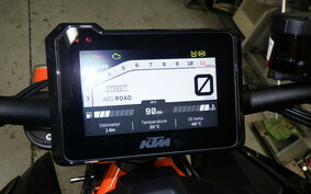 KTM 1290 SUPER DUKE R 2024