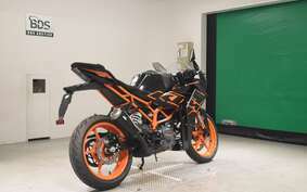 KTM 125 RC JYA40