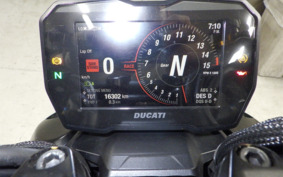 DUCATI STREETFIGHTER V4 S 2022